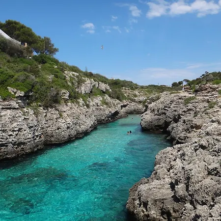 Casa Illote - Well Furnished 3 Bedroom - Great Pool Area *