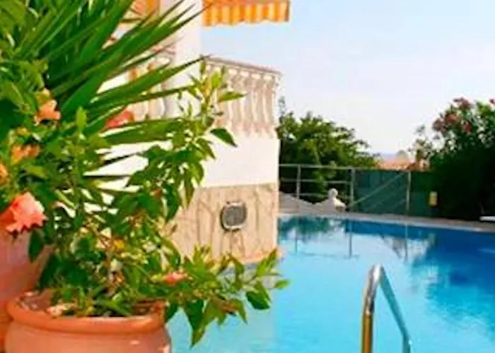 Casa Illote - Well Furnished 3 Bedroom - Great Pool Area וילה סון באו